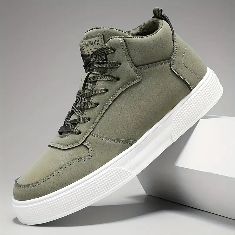 Gabenr | Comfortable Lace-Up Sneaker