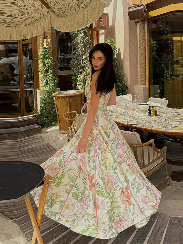 Serena | Kleid mit Blumenmuster und weiter Rock