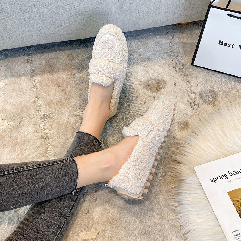 Arielle Damen Hausschuhe – Weiche Plüschschuhe mit rutschfester Sohle