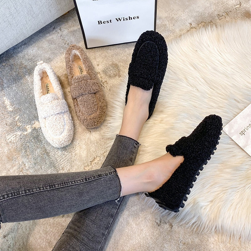 Arielle Damen Hausschuhe – Weiche Plüschschuhe mit rutschfester Sohle