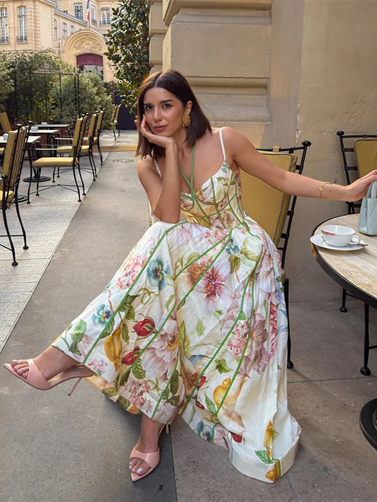 Serena | Kleid mit Blumenmuster und weiter Rock