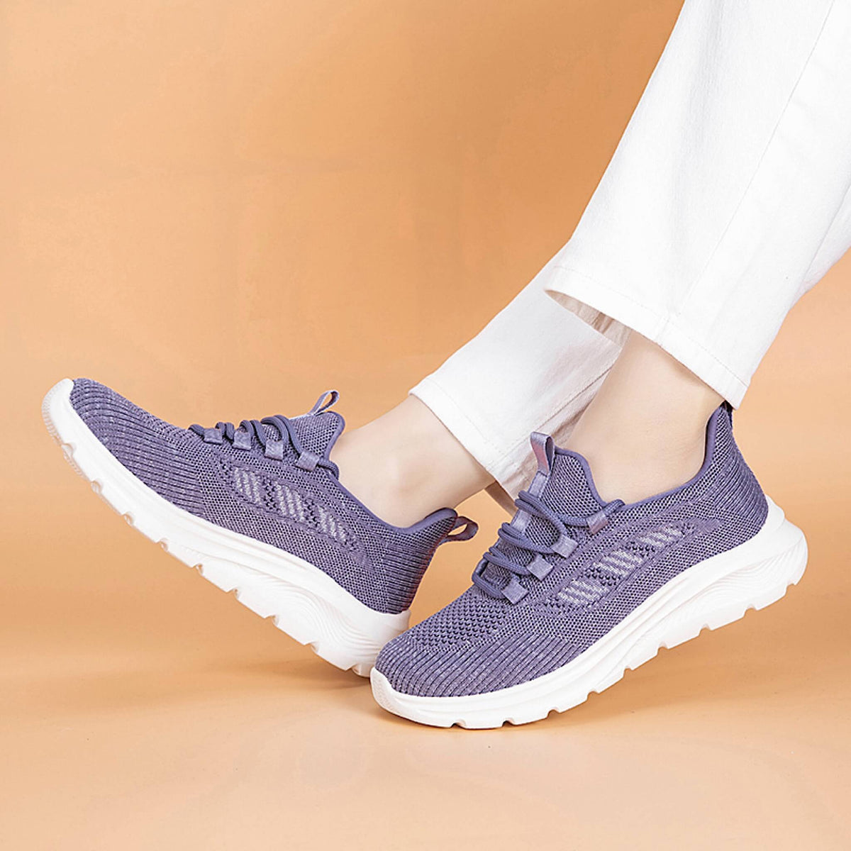 Lavellia Sneaker