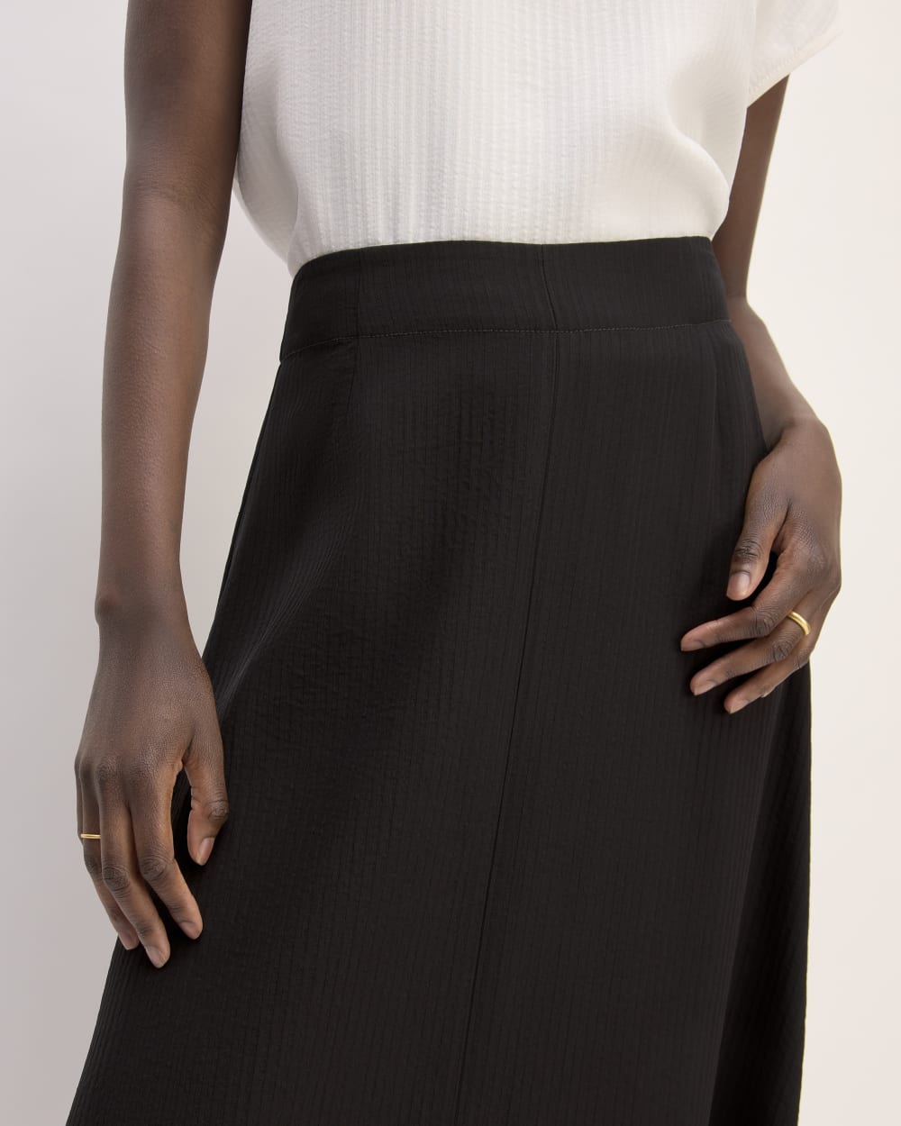 Gioraora | Schwarz Mini-Jacquard-Rock