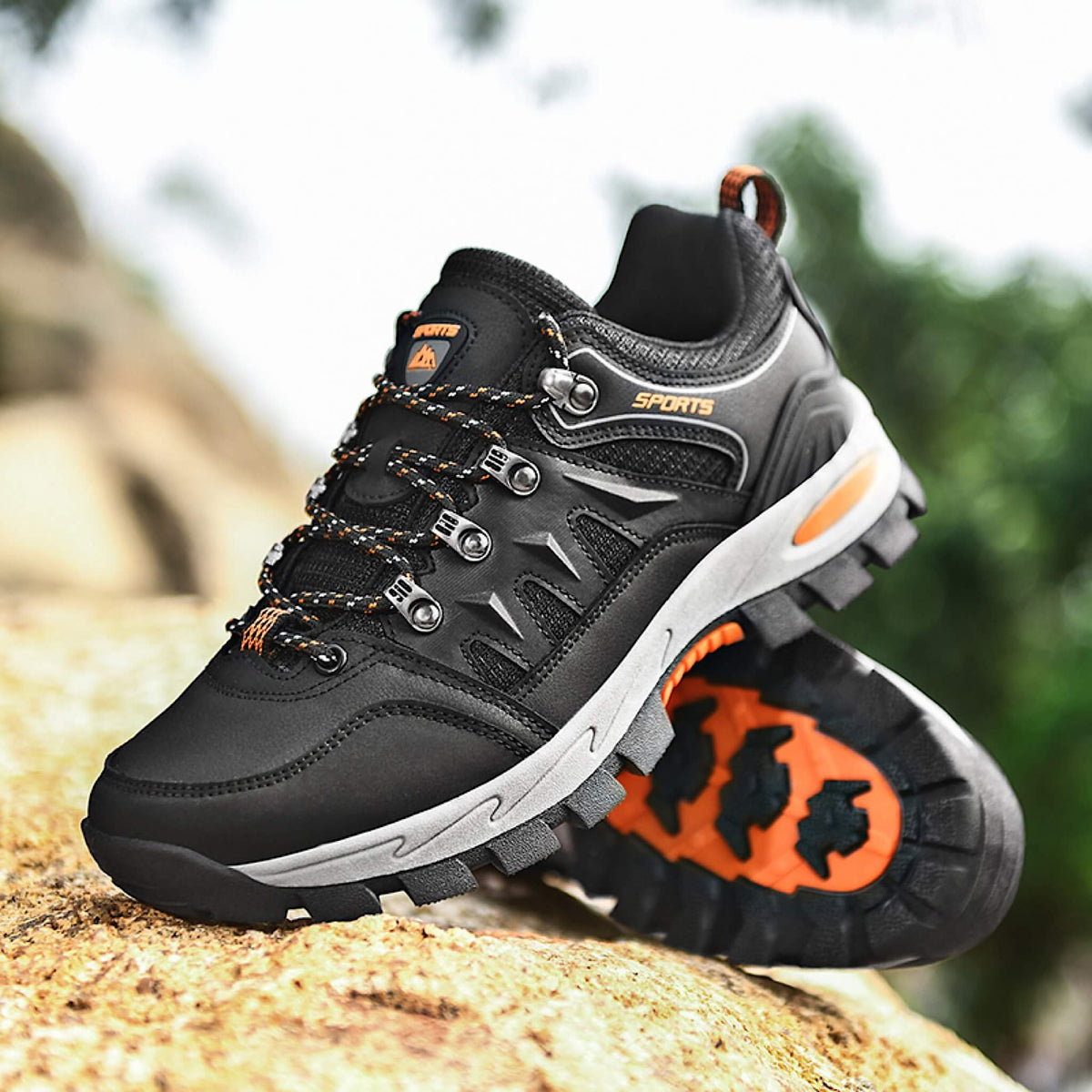 Trittsicher Hiking Sneaker